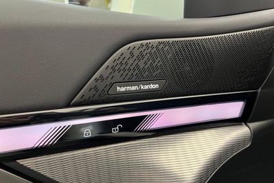 BMW Seria 5 520i mHEV aut