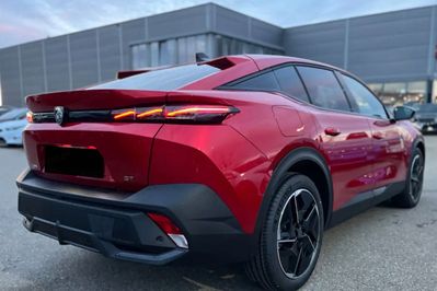 Peugeot 408 GT Exclusive S&S 1.2 mHEV  e-DSC6