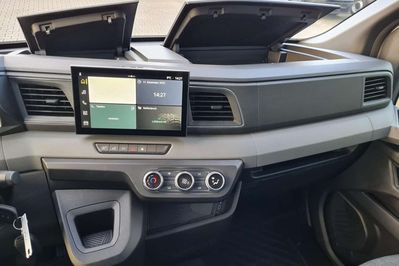 Renault Master L3 Zabudowa 9EP + Winda AT9