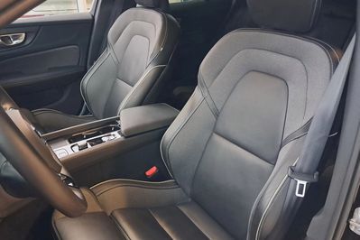 Volvo V60 B4 D Plus Dark aut