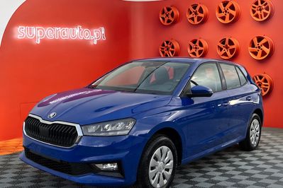 Skoda Fabia Essence 1.0 MPI