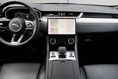 Jaguar F-Pace D200 AWD R-Dynamic S