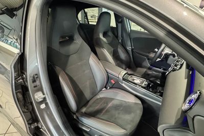 Mercedes Klasa A 180 AMG Line 7G-DCT