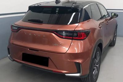 Lexus LBX Emotion 1.5 Hybrid