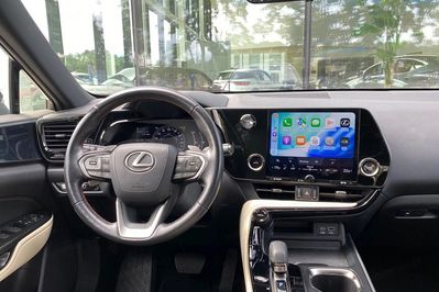 Lexus NX 450h+ Prestige AWD