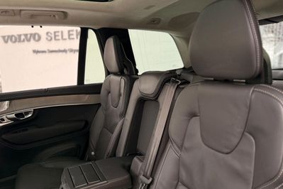 Volvo XC90 T8 AWD Plug-In Hybrid Ultra Dark 7os
