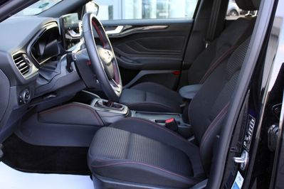 Ford Focus 1.0 EcoBoost ST-Line X