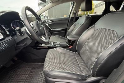 Kia Ceed 1.5 t-Gdi Tribute Dct