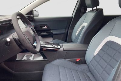 Citroen C5 Aircross Plus eDCT6 1.2 mHEV