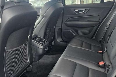 Volvo V60 B4 Plus Dark