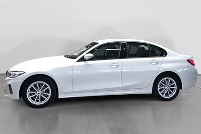 BMW Seria 3 318i aut