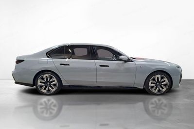 BMW Seria 7 750e PHEV xDrive