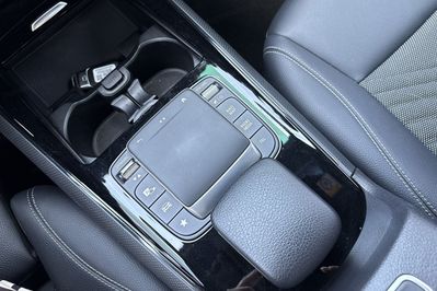 Mercedes GLB 200