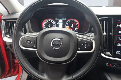 Volvo V60 B3