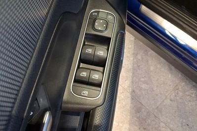 Mercedes GLB 200 7G-DCT