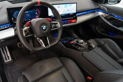 BMW Seria 5 M5