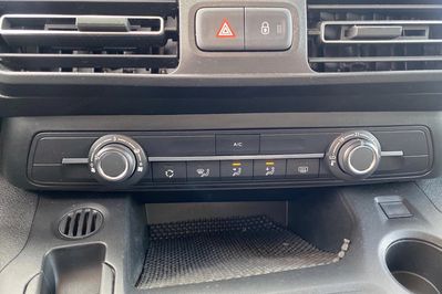 Toyota Proace City Verso Long 1.5 D-4D Family Aut.