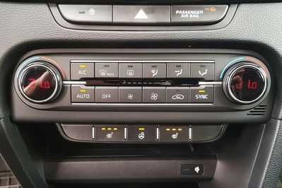 Kia XCeed 1.6 T-GDI Tribute DCT
