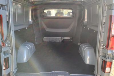 Renault Trafic L2H1 Zabudowa Brygadowa