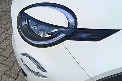 Fiat 600 Icon 1.2 Turbo Hybrid eDCT