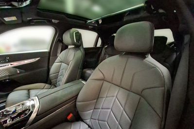 BMW Seria 7 740d xDrive mHEV