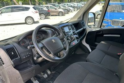 Peugeot Boxer 335 BlueHDi L3H2 Premium