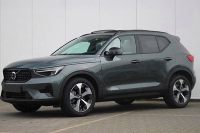 Volvo XC40 B3 Ultra Dark