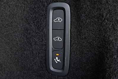 Volvo XC60 T6 Plug-In Hybrid AWD Plus Bright