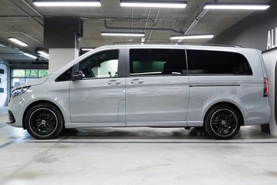 Mercedes V Klasa 300 d 4-Matic 9G-Tronic Avantgarde (ekstra dł)