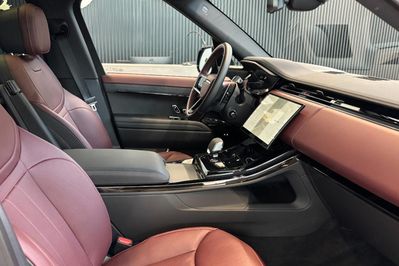Land Rover Range Rover Sport D300 Dynamic HSE
