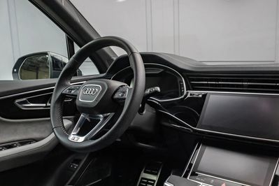 Audi Q7 60 TFSI e PHEV quattro S Line Tiptr.