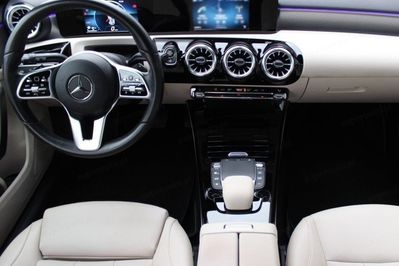 Mercedes Klasa A 220 d Progressive 8G-DCT