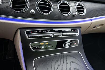 Mercedes Klasa E 220 d 4-Matic