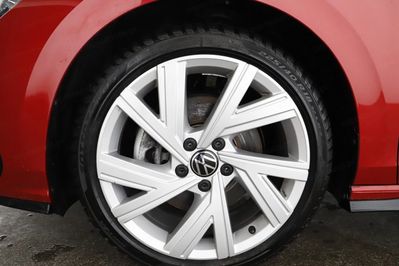 Volkswagen Golf 2.0 Tdi r-Line Plus Dsg