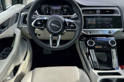 Jaguar I-Pace EV400 AWD HSE