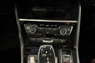 BMW Seria 2 218i aut