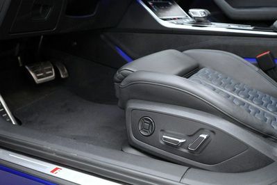 Audi A6 RS6 TFSI mHEV quattro Performance Tiptronic