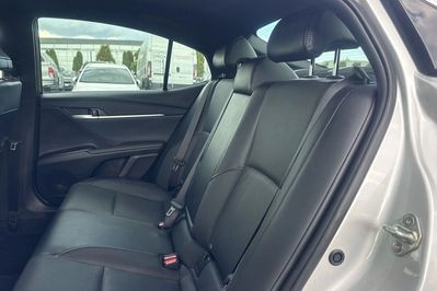 Toyota Camry 2.5 Hybrid Dynamic Force Prestige e-CVT
