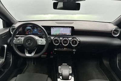Mercedes Klasa A 180 AMG Line 7G-DCT