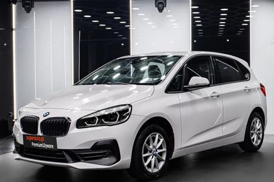 BMW Seria 2 218d Advantage aut