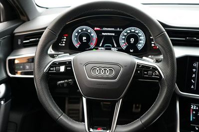 Audi A6 Avant 45 TFSI quattro S Line
