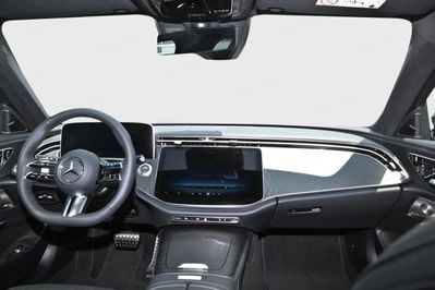 Mercedes Klasa E 220 d 4-Matic AMG