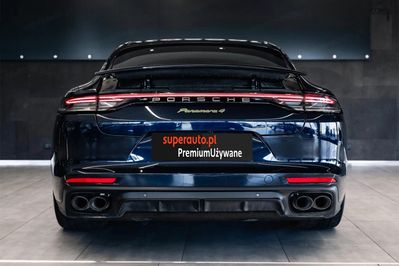 Porsche Panamera 4 E-Hybrid Platinum Edition