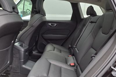 Volvo XC60 T6 Plug-In Hybrid AWD Plus Dark