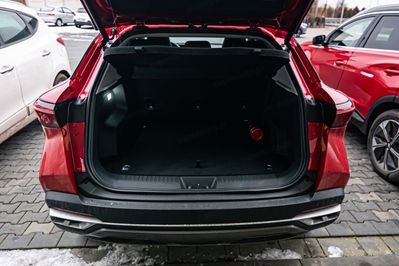 Omoda 5 1.5 T-GDI Hybrid Premium DHT