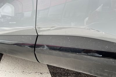 Renault Captur Techno 1.6 E-Tech Hybrid AT