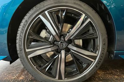 Peugeot 308 GT e-DCS 1.2 mHEV