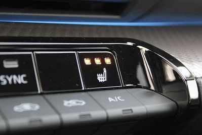 Toyota Prius Prestige 2.0 Hybrid Plug-in