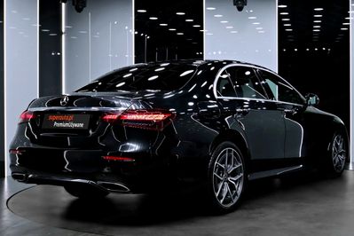 Mercedes Klasa E 220 d 4MATIC AMG Line