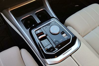 BMW Seria 7 740d xDrive mHEV M Sport sport-aut